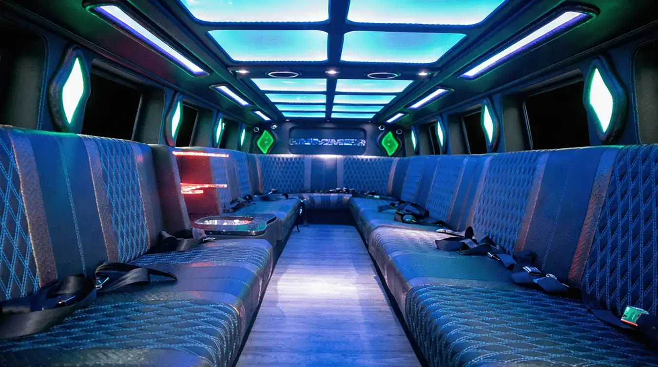 Fleet-thumb-Hummer-Interior