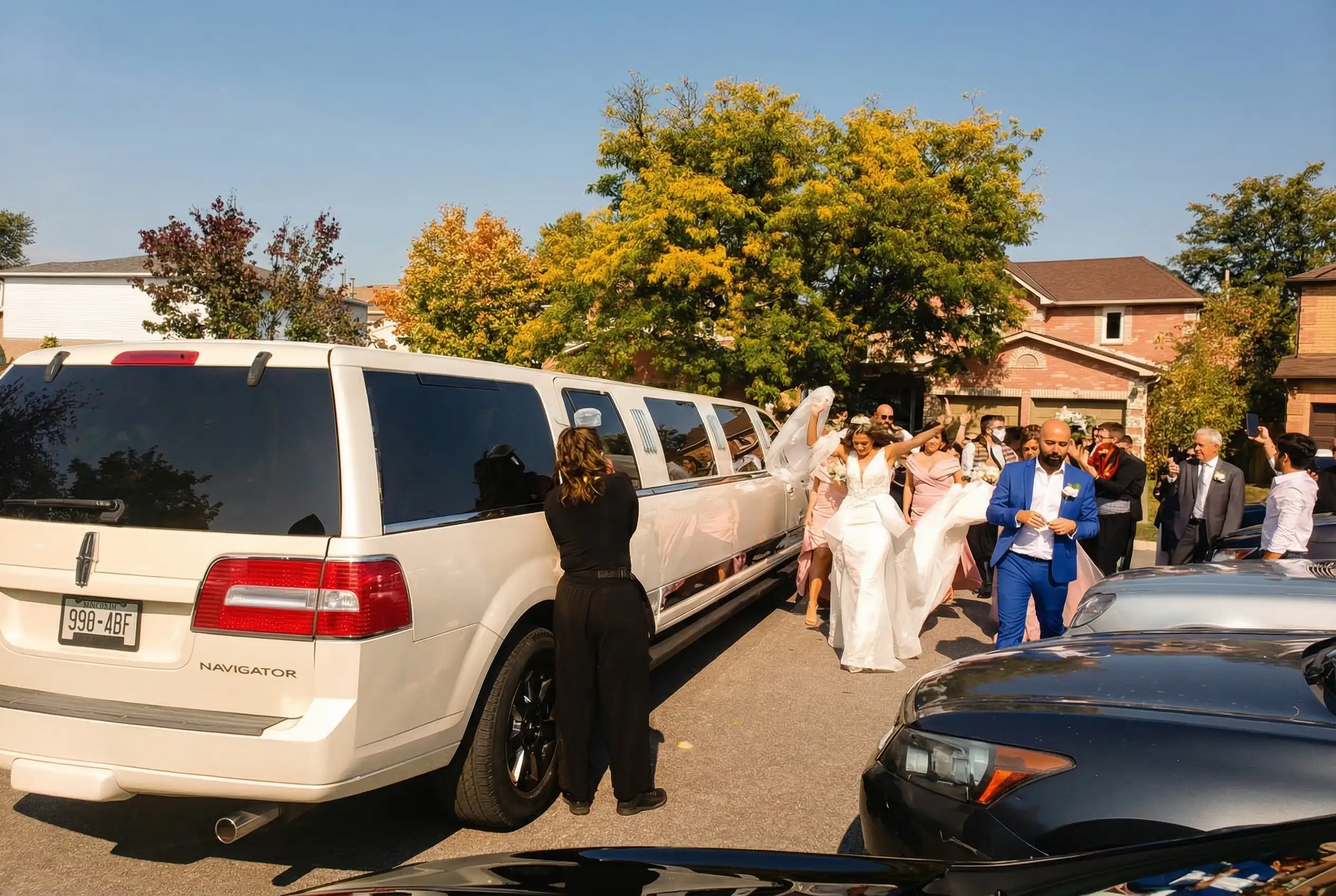 Thumb-4-Wedding-Limo-Service